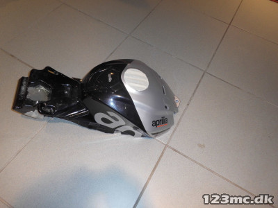 Tank til Aprilia Touno 2016