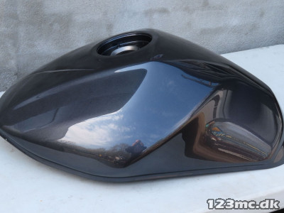 Tank til Suzuki GSF 650 / 1250 årg. 08-12