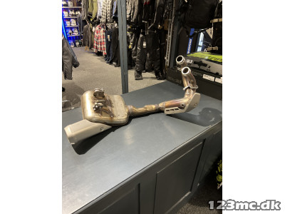 Brugt (som ny) udstødning til MT-07