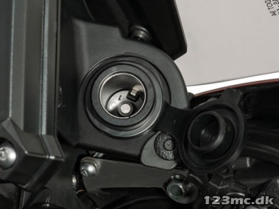 12V udtag Tracer 900 -20%