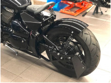 B. Bobber sæde kit - Suzuki M800