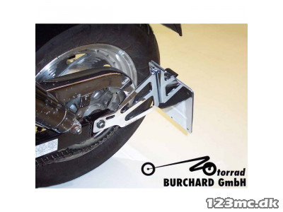 B. Sidehængt nr. pladeholder Chrome - VZ 800