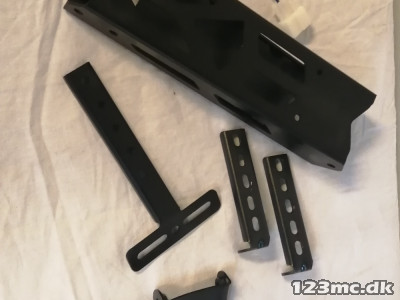 Nummerplade holder MT09