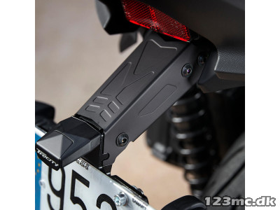 Original Yamaha Nr. Pladeholder Tricity 300