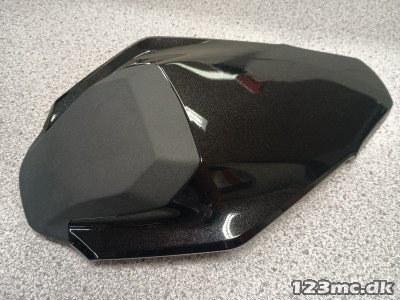 Sædeskal Kawasaki Z900, 660 Metallic Spark Black