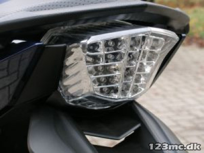 Yamaha XJ6 - Klar LED baglygte