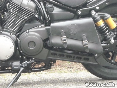 Yamaha XV 950 - Long Ride Svingarm taske Sort